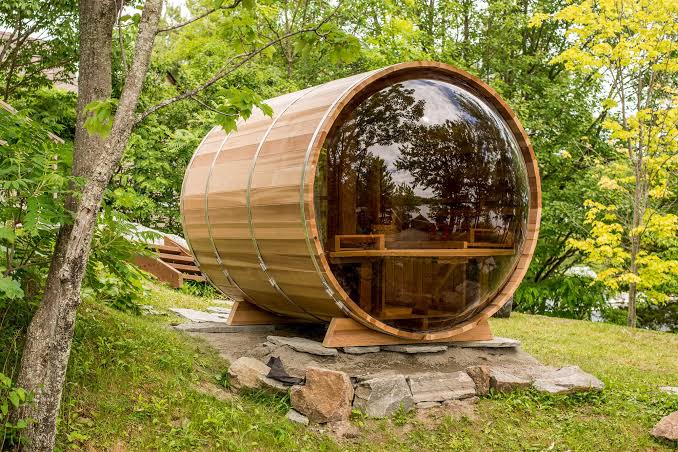 Barrel Sauna with Panoramic Window